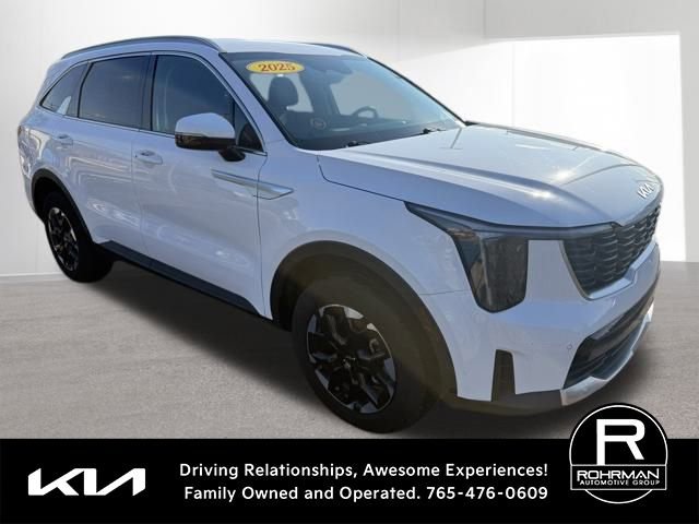 Used 2025 Kia Sorento S image 3