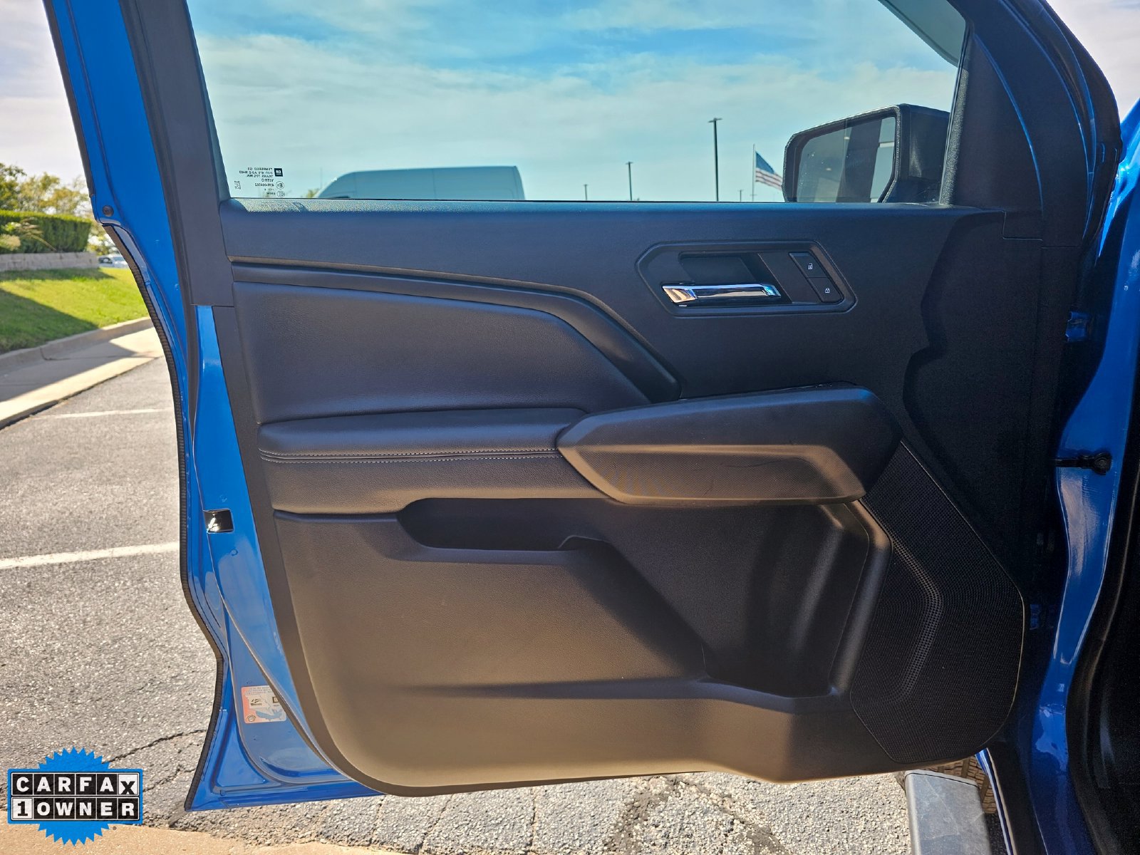 Used 2024 Chevrolet Colorado LT w/ LT Convenience Package AWD/4WD image 12
