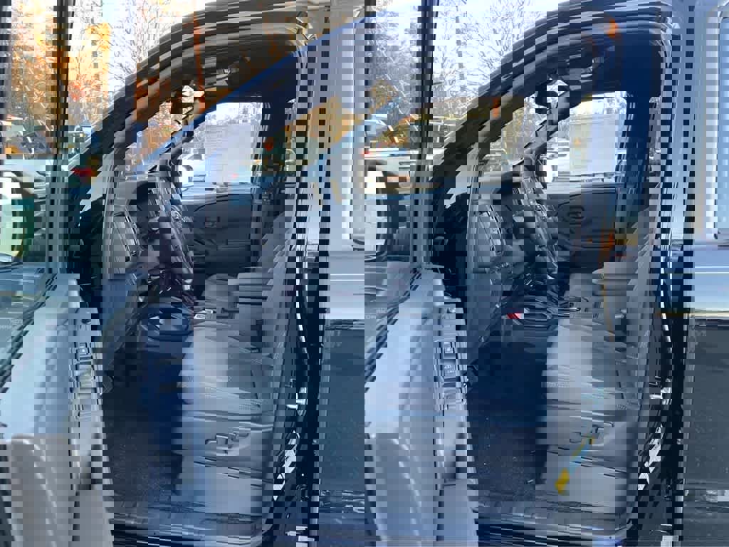 New 2026 Nissan Frontier SV w/ All-Weather Content Package image 11