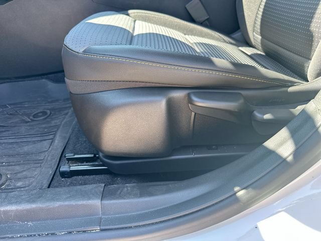 Used 2024 Chevrolet Trax LT w/ Driver Confidence Package FWD image 37