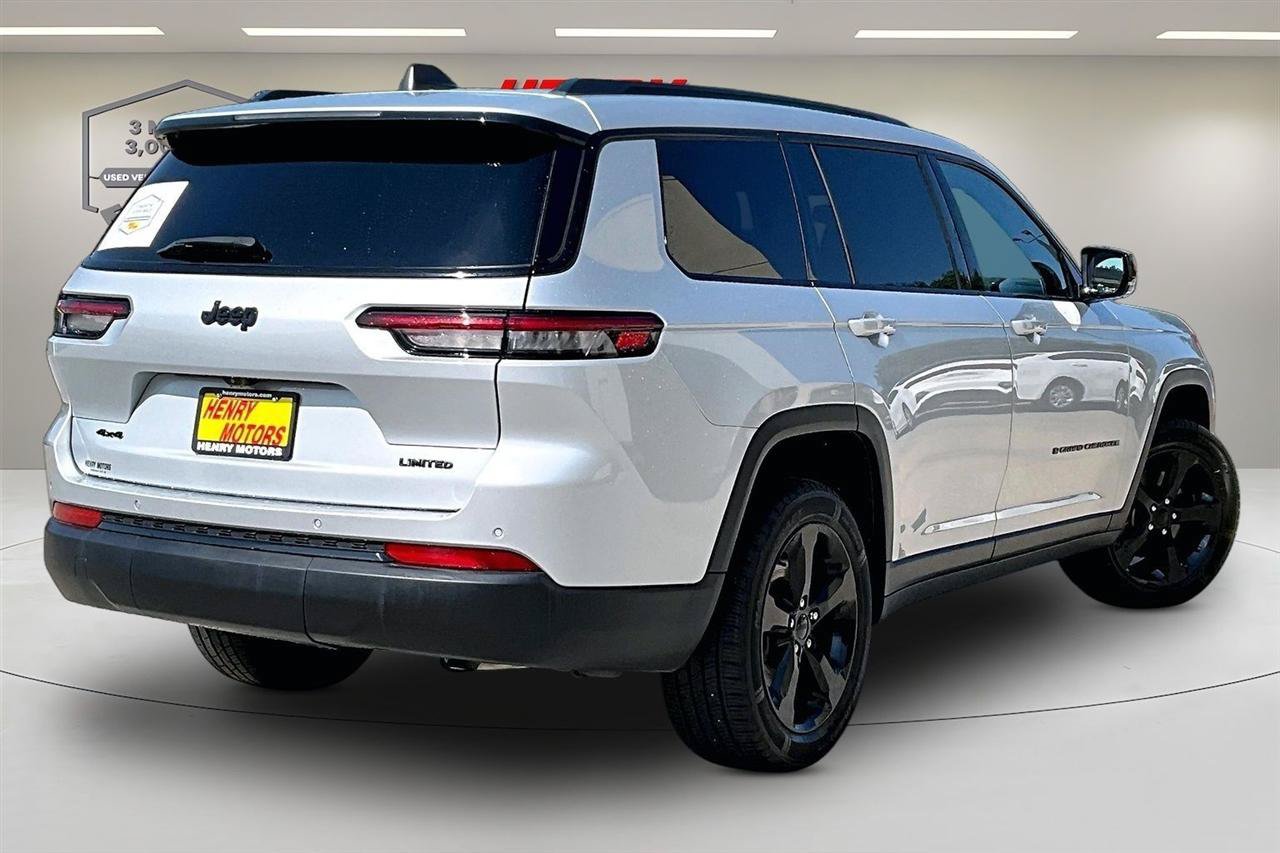 Used 2023 Jeep Grand Cherokee L Laredo AWD/4WD image 6
