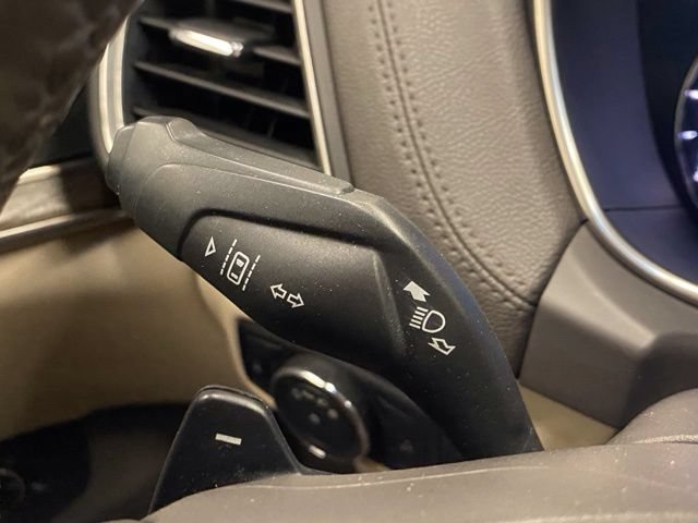 Used 2016 Lincoln MKX Reserve w/ Equipment Group 102A AWD/4WD image 30