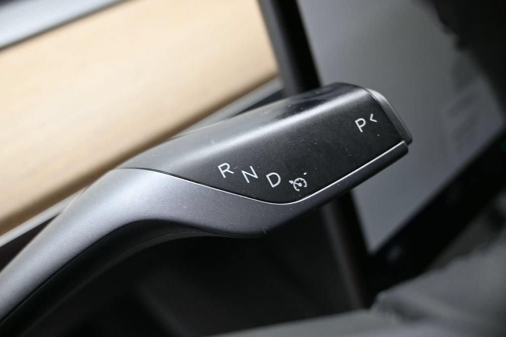 Used 2023 Tesla Model 3 Standard Range RWD image 23