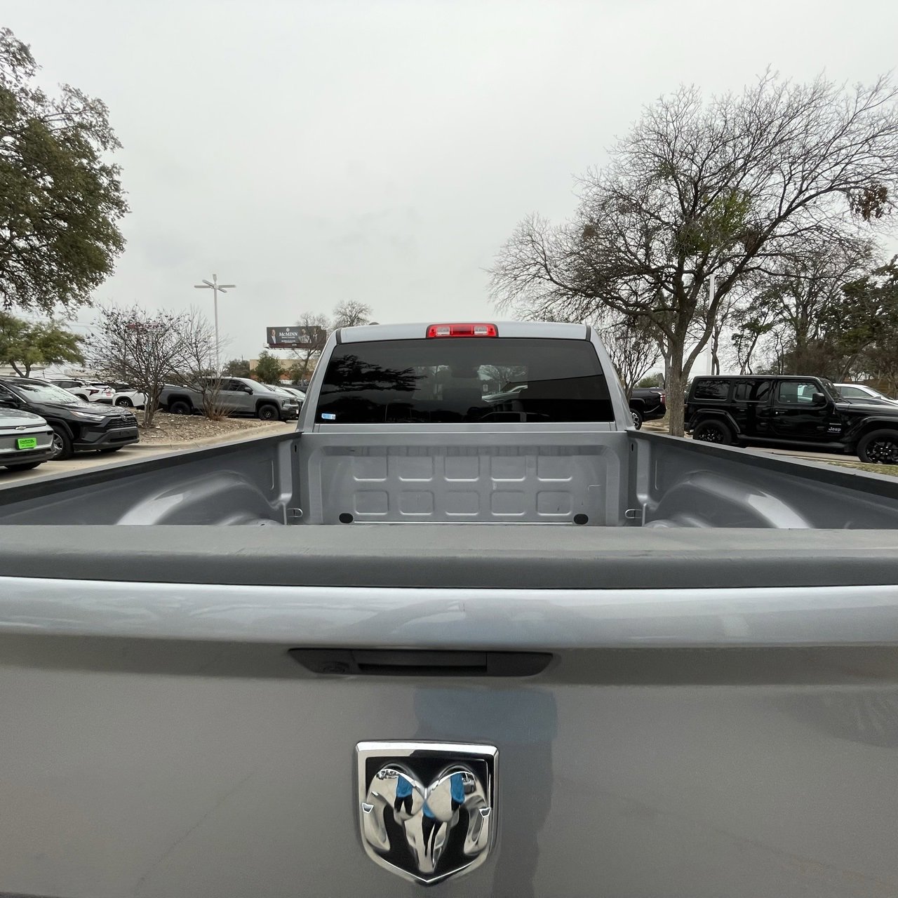 Used 2024 RAM 1500 Classic SLT image 22
