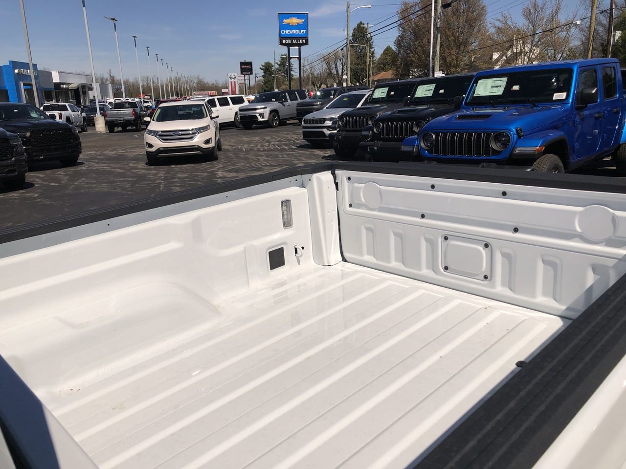 New 2026 Jeep Gladiator Sport image 9