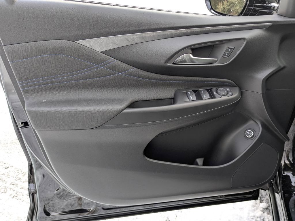 New 2026 Buick Envista Sport Touring w/ Convenience I Package FWD image 9