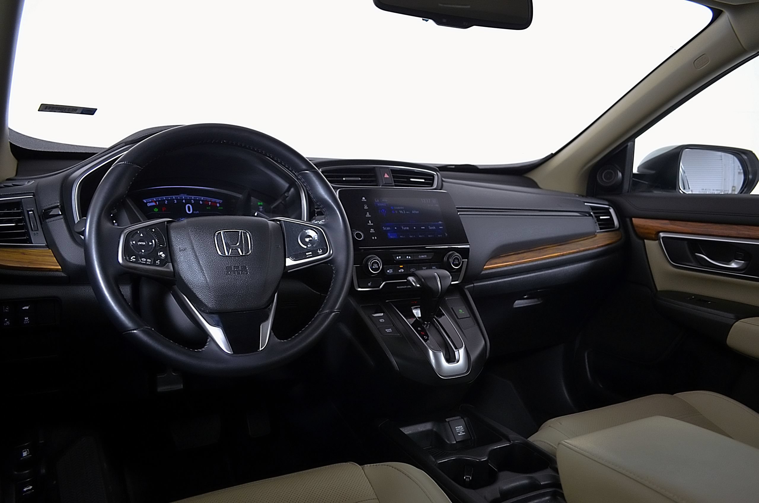 Used 2018 Honda CR-V Touring image 23