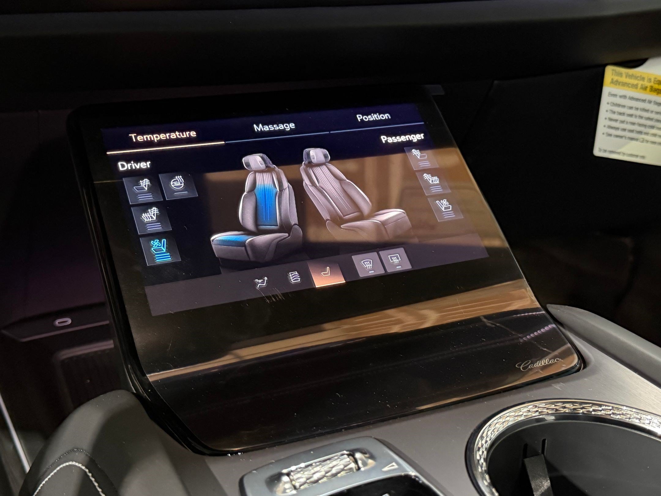 New 2027 Cadillac Vistiq Platinum AWD/4WD image 37