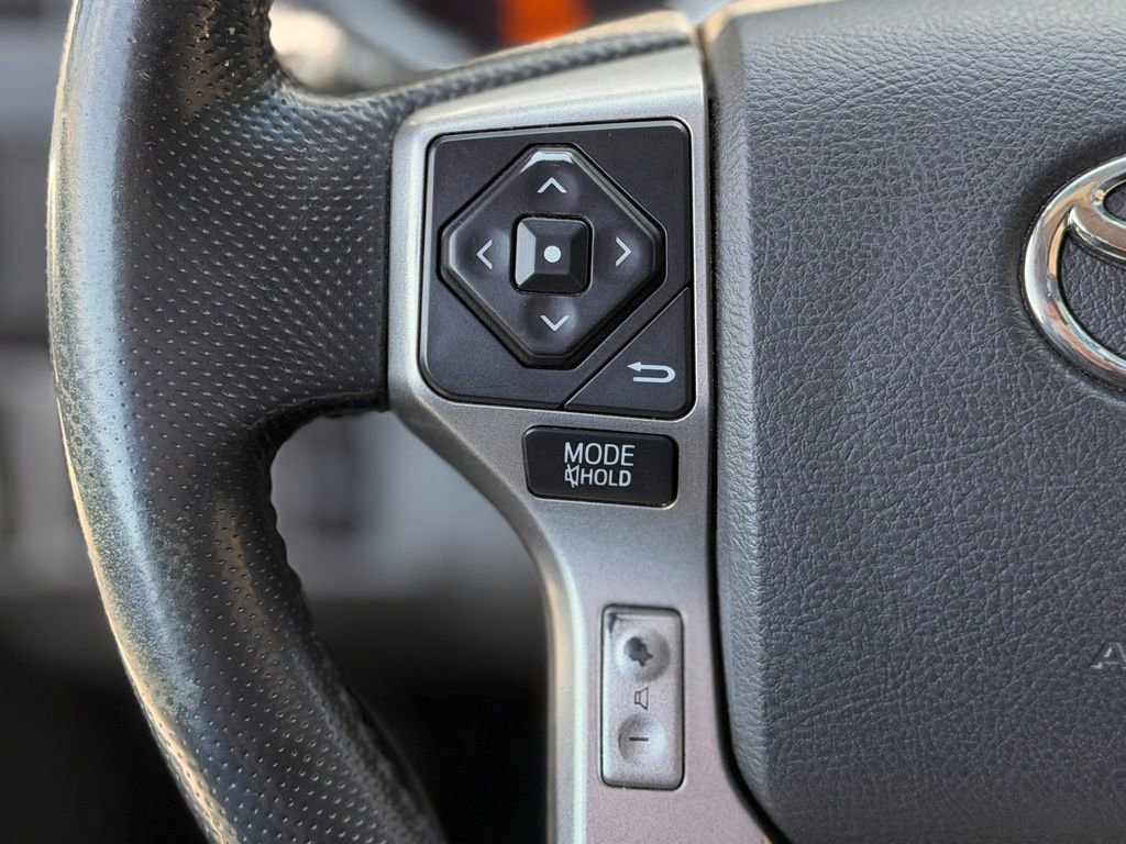 Used 2015 Toyota Tacoma 4x4 Access Cab V6 w/ SR5 Package image 8