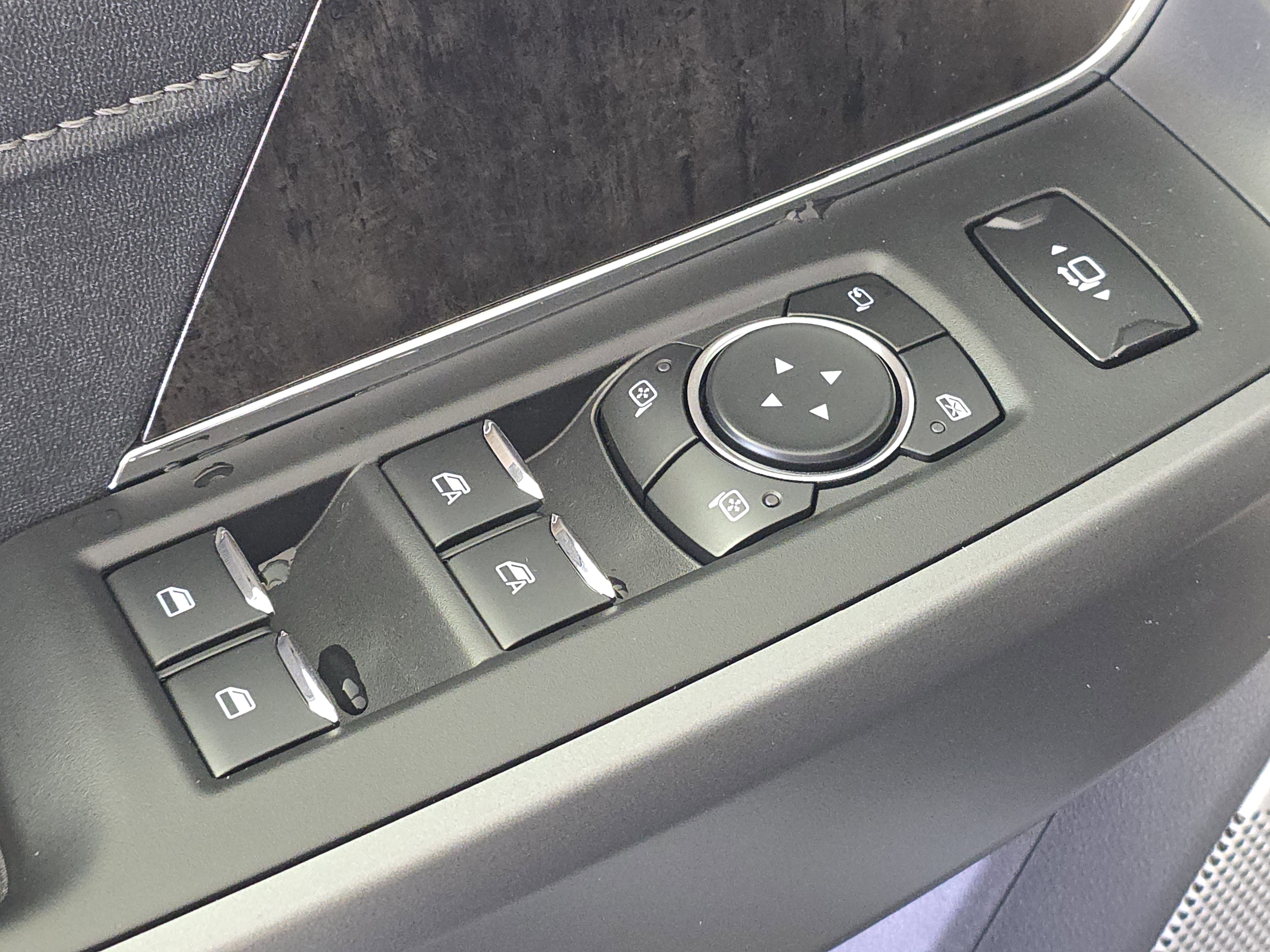 New 2026 Ford F250 Lariat image 17