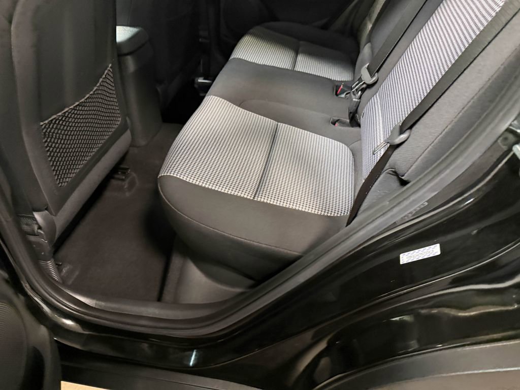 Used 2021 Hyundai Kona SEL Plus AWD/4WD image 47