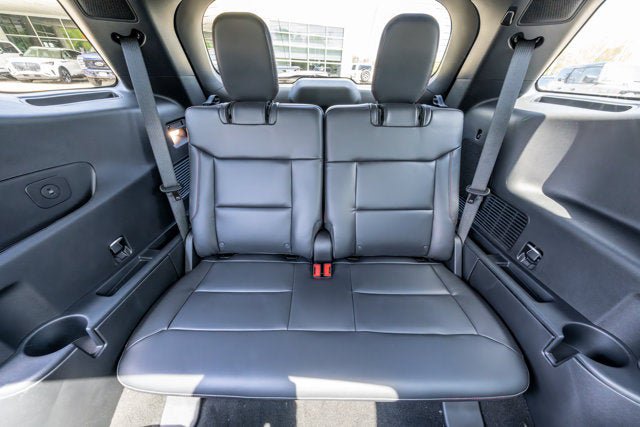 New 2026 Ford Explorer ST-Line w/ ST-Line Street Pack AWD/4WD image 13