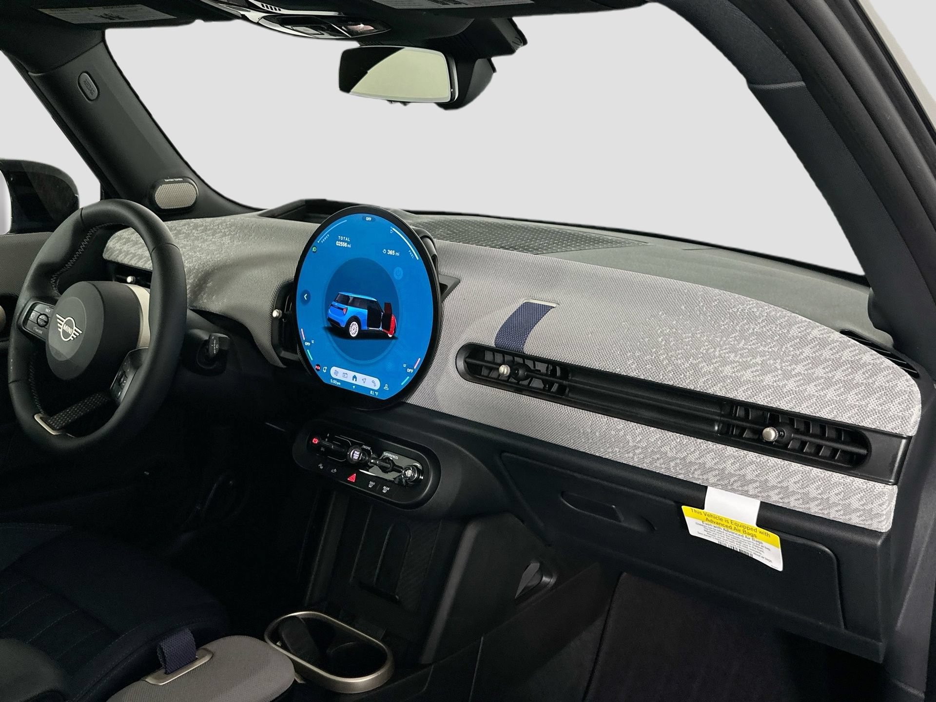 Used 2025 MINI Cooper 2-Door Hardtop FWD image 28