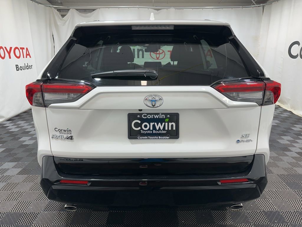 Used 2025 Toyota RAV4 SE image 5