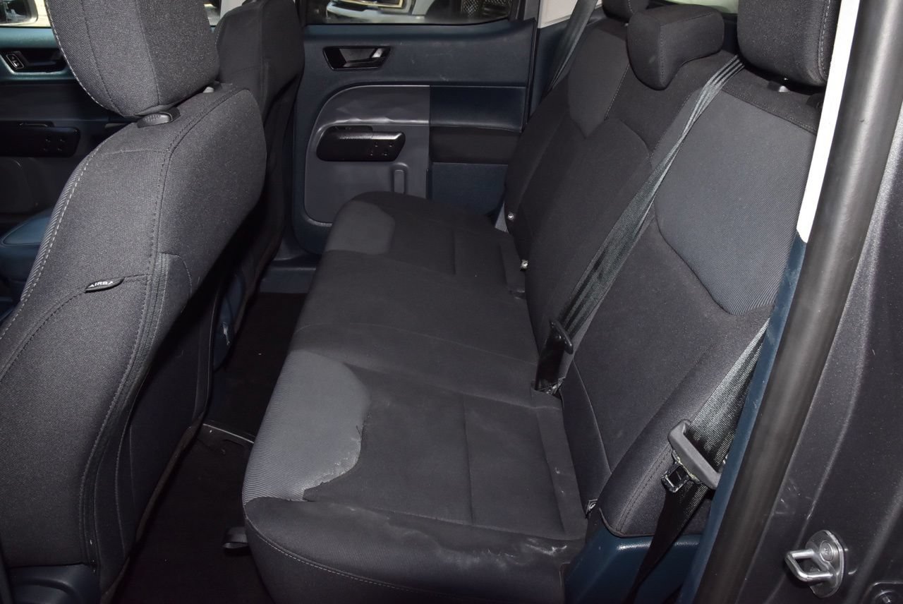 Used 2023 Ford Maverick XL FWD image 14