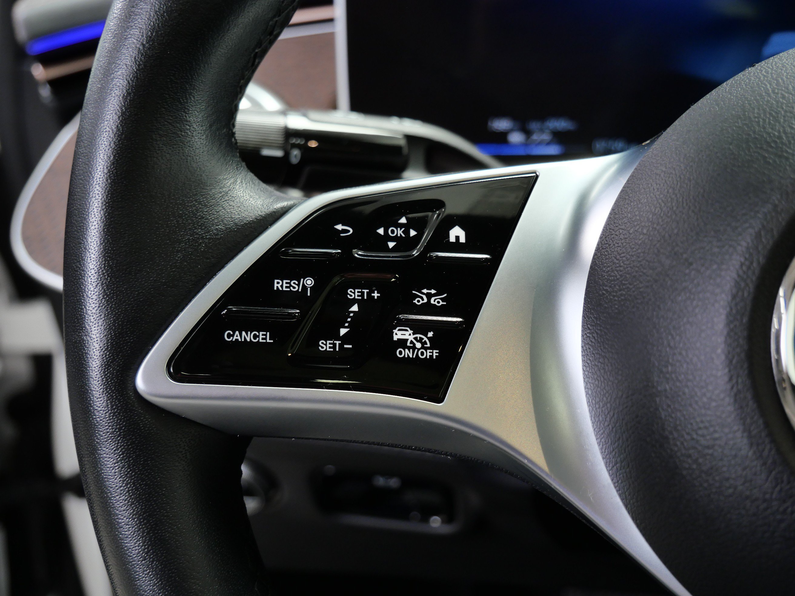 Certified 2023 Mercedes-Benz EQE 350+ 4MATIC Sedan image 27