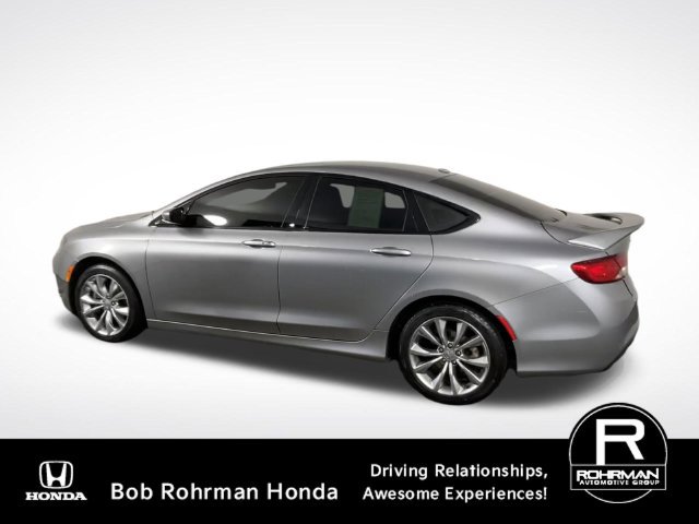 Used 2015 Chrysler 200 S w/ Comfort Group FWD image 6