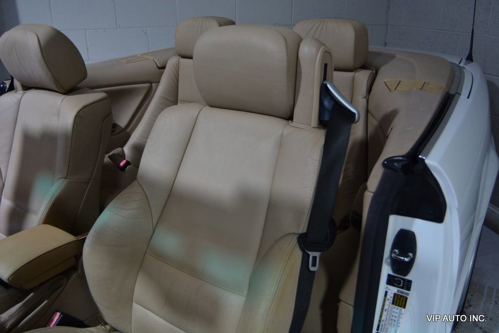 Used 2005 BMW 330Ci Convertible image 19