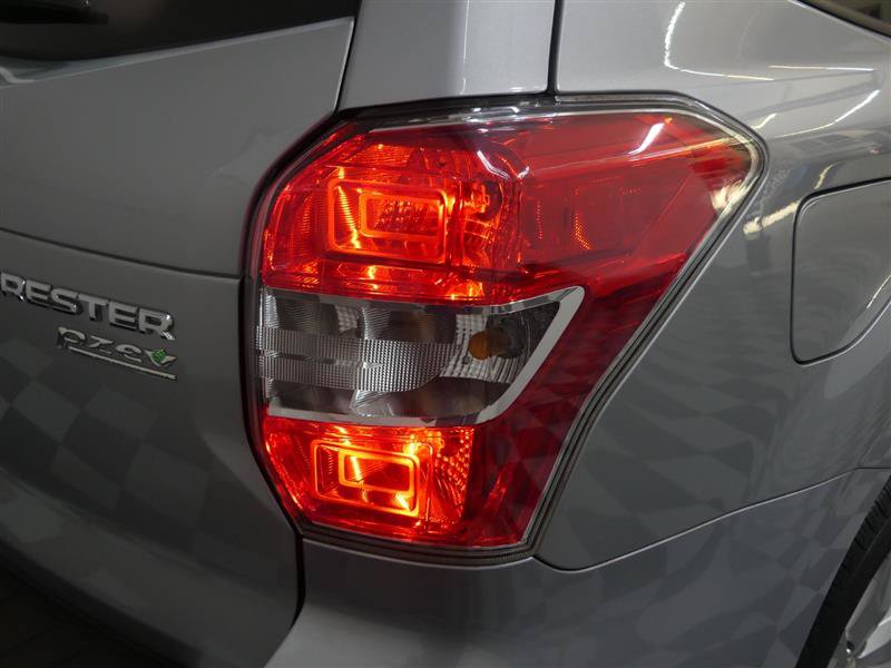 Used 2015 Subaru Forester 2.5i Premium w/ Popular Package #1 AWD/4WD image 15