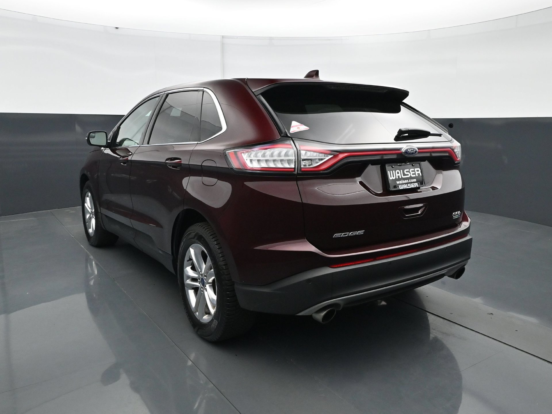 Used 2018 Ford Edge SEL w/ Equipment Group 201A AWD/4WD image 5