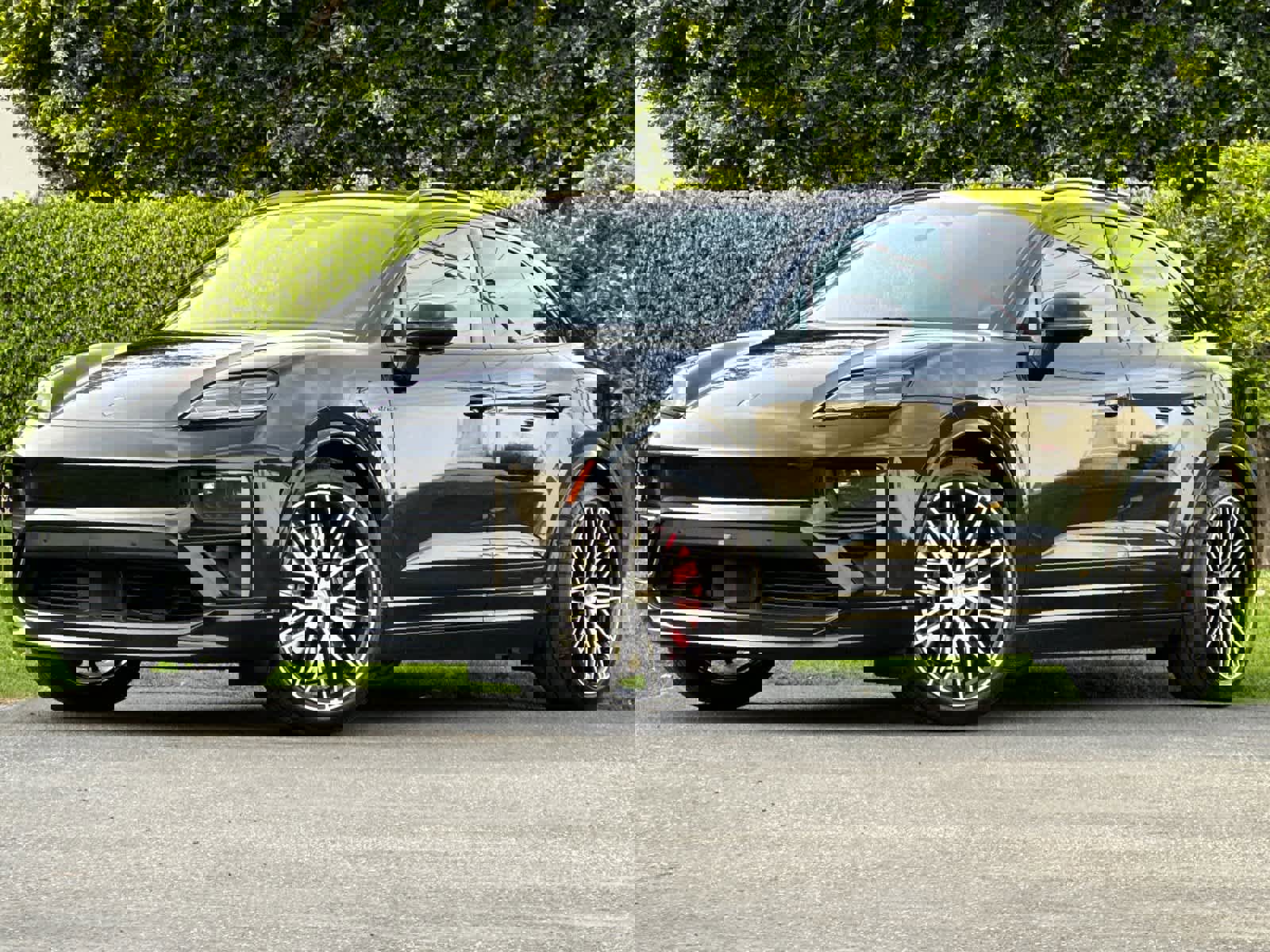 New 2025 Porsche Macan Turbo Electric