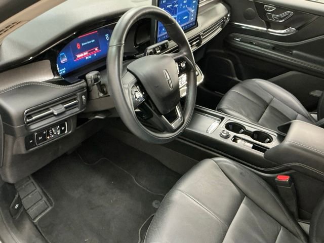 Used 2024 Lincoln Corsair Reserve image 13