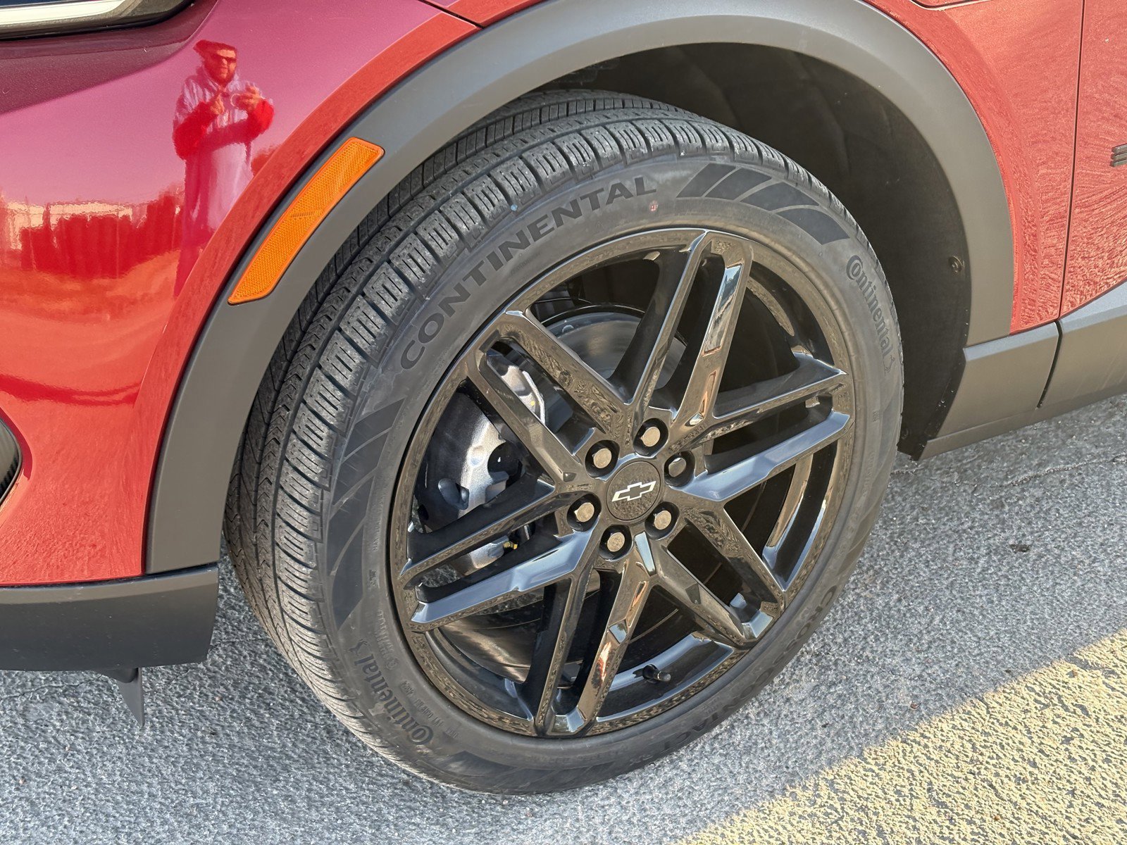 New 2026 Chevrolet Equinox EV LT w/ LPO, Blackout Package image 9