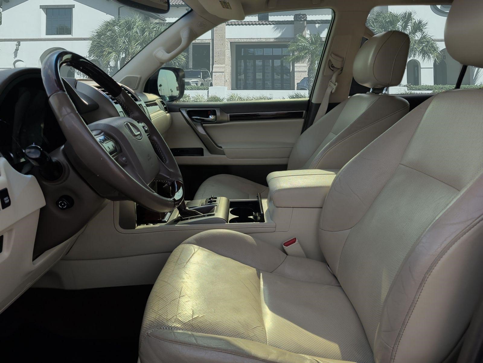 Used 2014 Lexus GX 460 w/ Premium Package AWD/4WD image 11