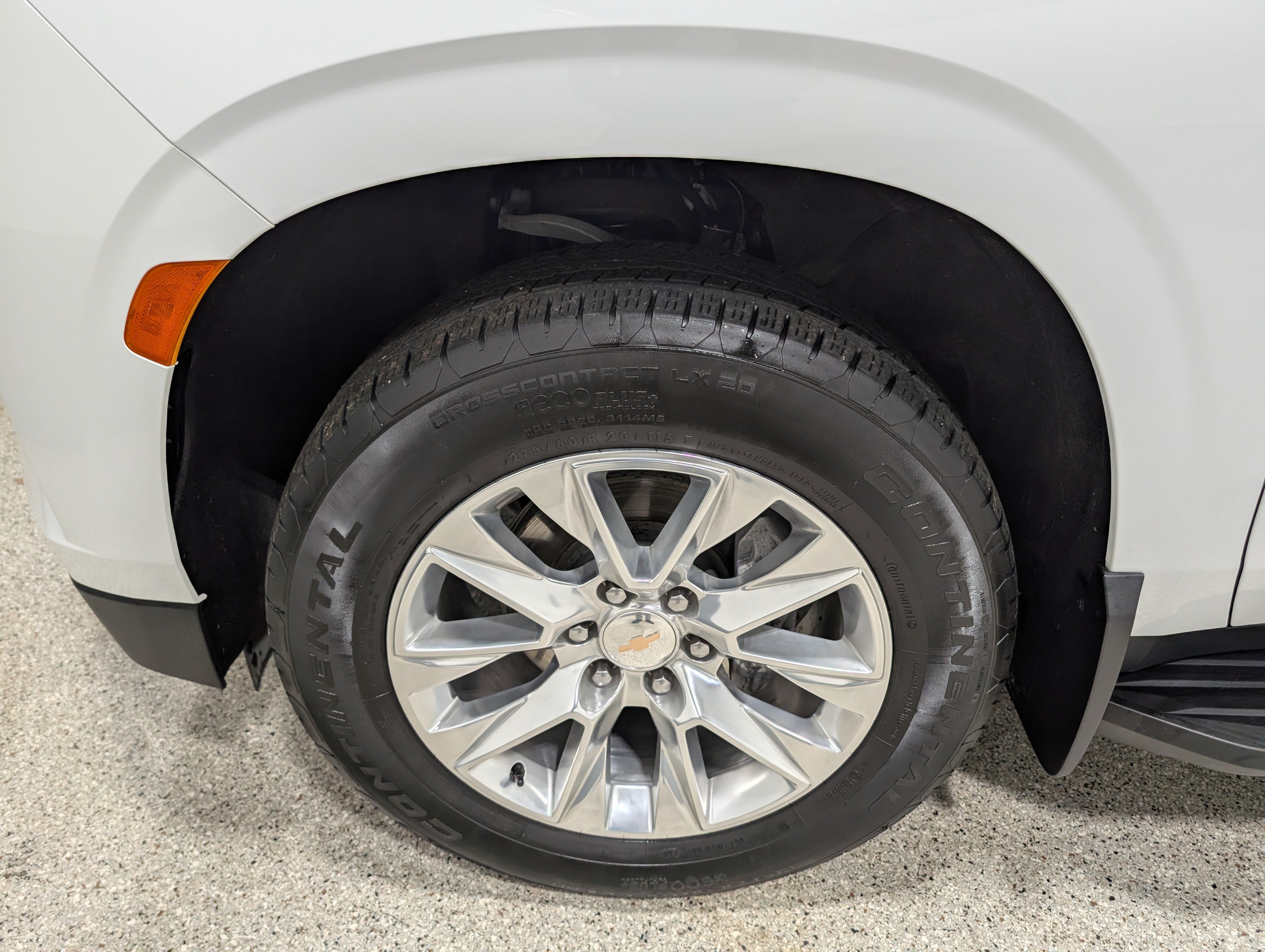 Used 2024 Chevrolet Tahoe Premier AWD/4WD image 11