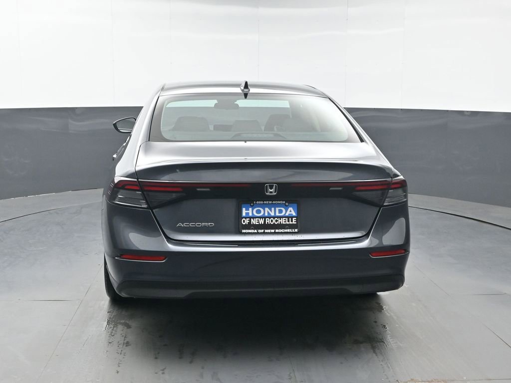 Used 2023 Honda Accord EX image 5