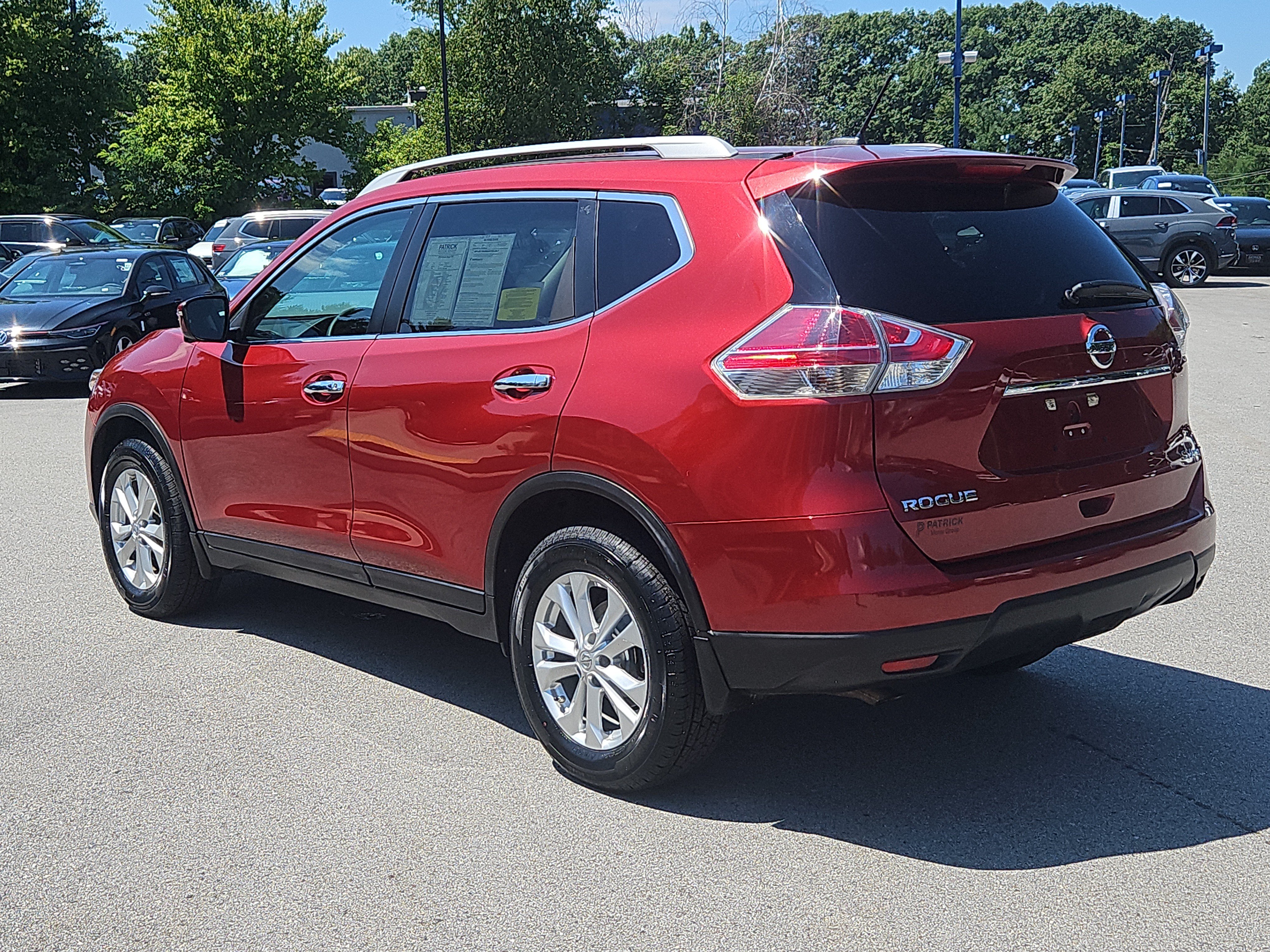 Used 2016 Nissan Rogue SV w/ SV Premium Package AWD/4WD image 25