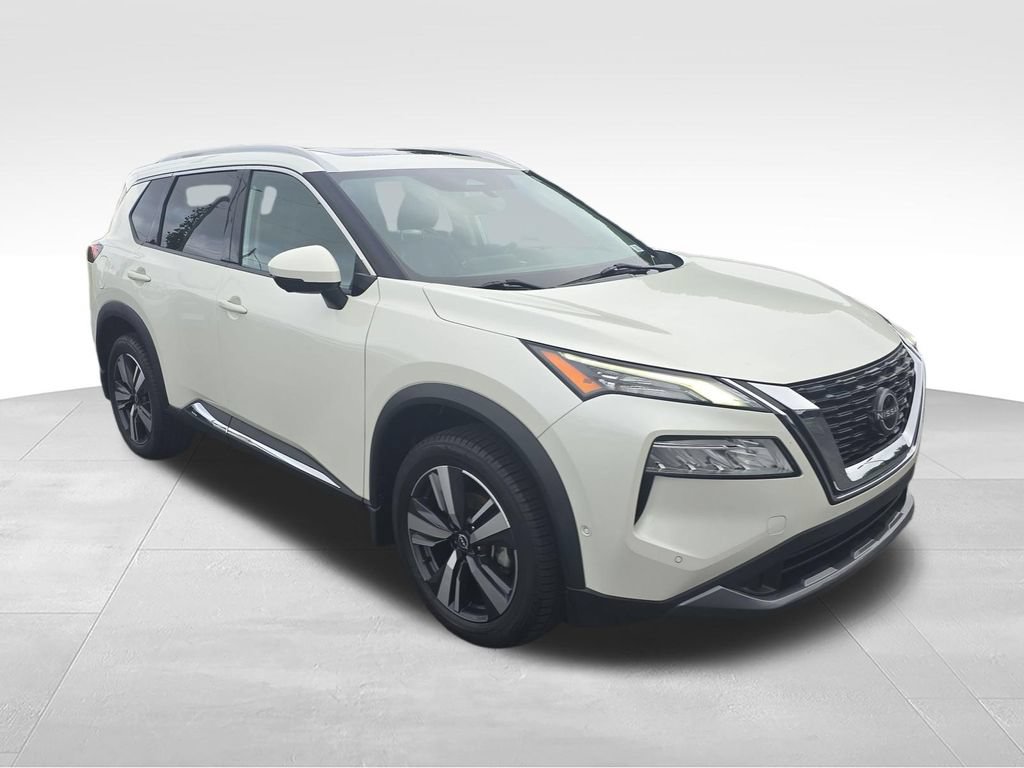 Used 2023 Nissan Rogue SL w/ SL Premium Package FWD image 7