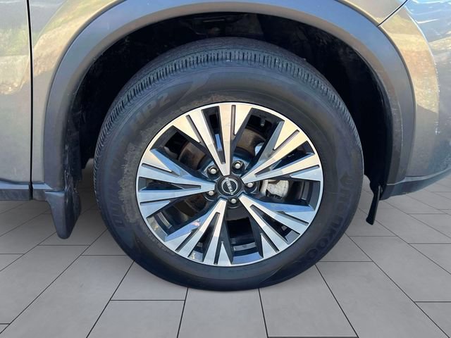 Certified 2023 Nissan Rogue SV w/ SV Premium B Package AWD/4WD image 8