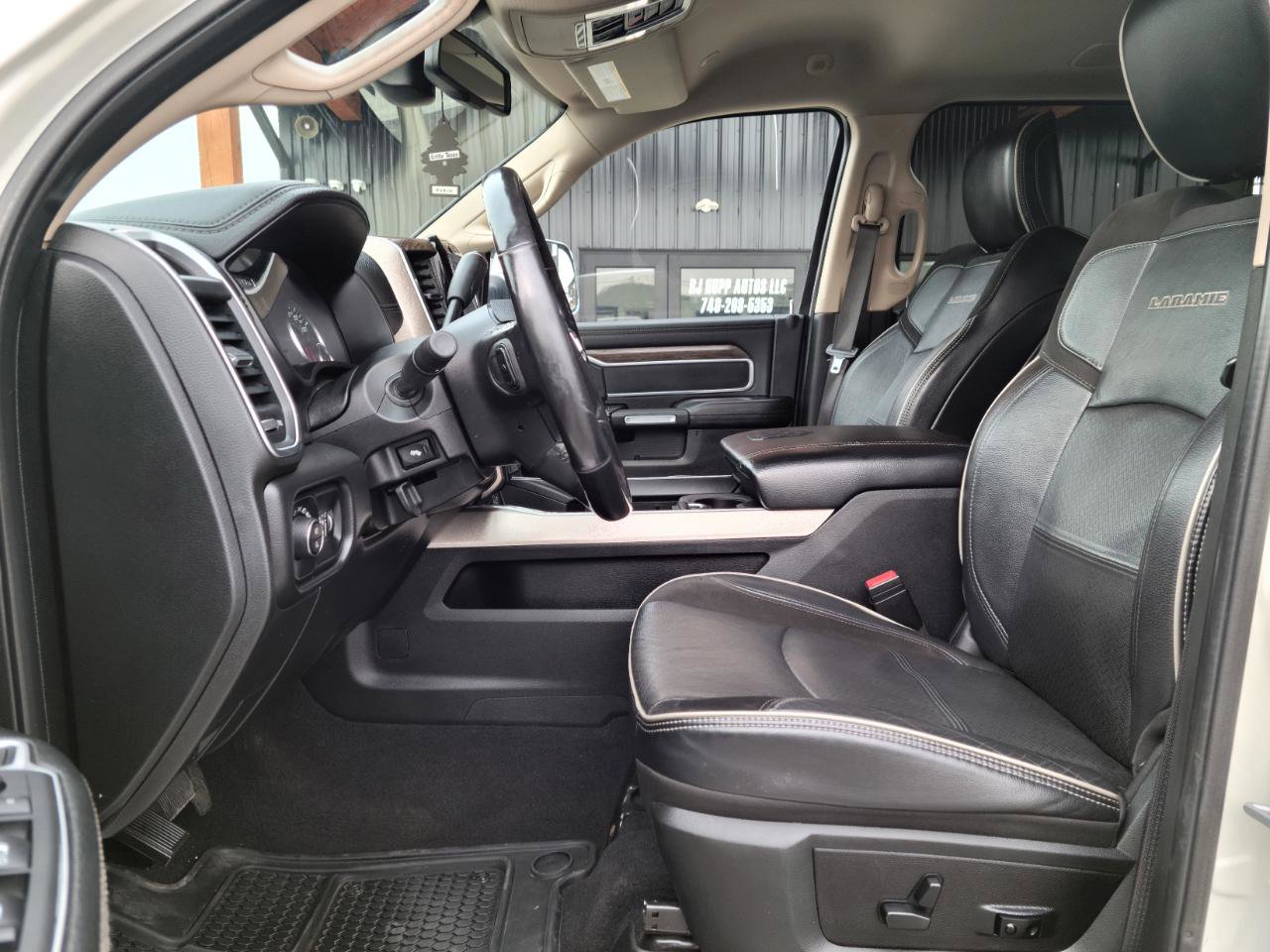 Used 2019 RAM 3500 Laramie AWD/4WD image 12