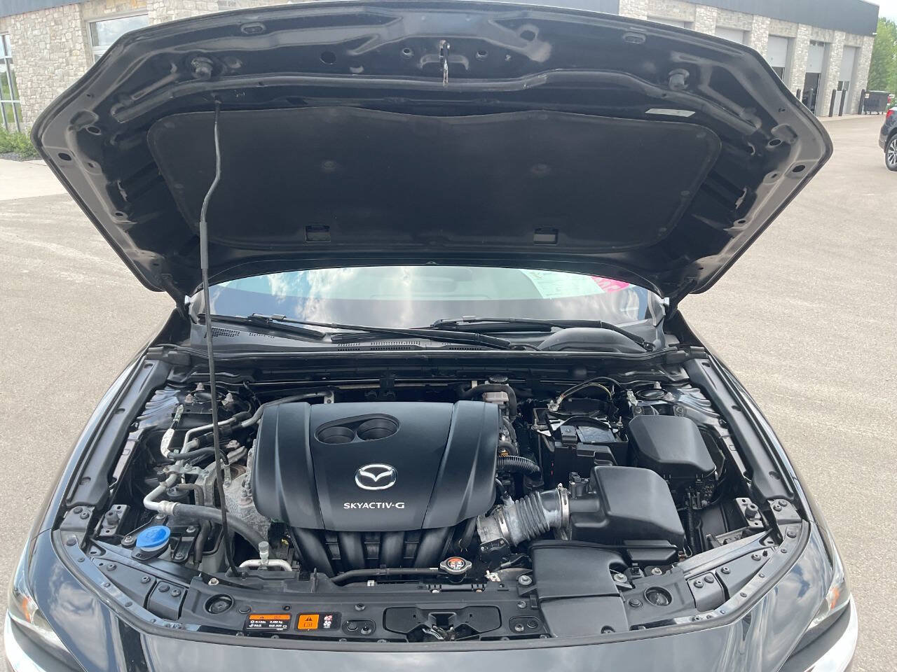 Used 2020 MAZDA MAZDA3 Sedan FWD image 47