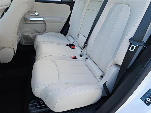 New 2025 Mercedes-Benz GLB 250 image 15