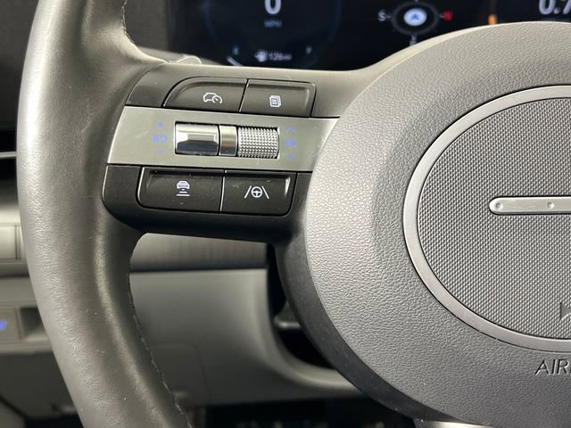 Used 2024 Hyundai Kona Limited image 8