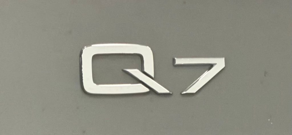 Used 2022 Audi Q7 3.0T Premium image 8