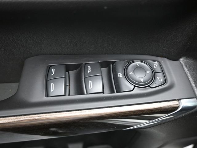 Used 2021 Chevrolet Silverado 1500 LT w/ Bed Protection Package image 16