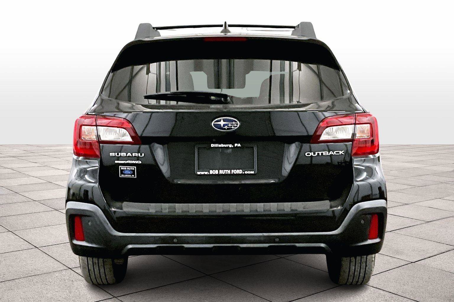 Used 2018 Subaru Outback 2.5i Limited image 5