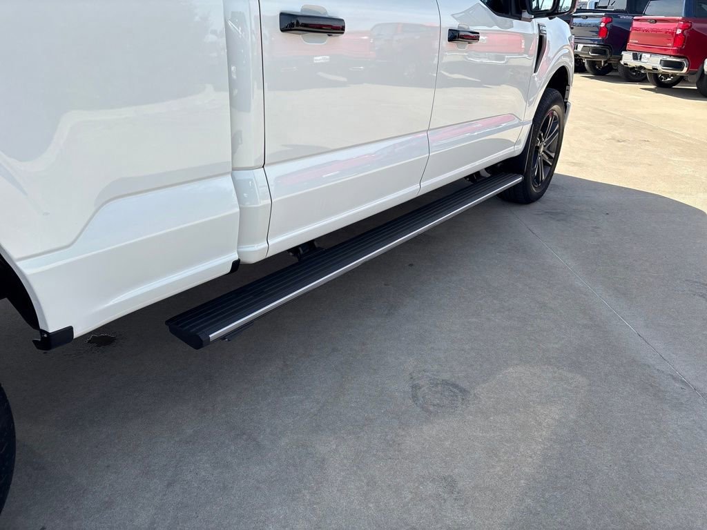 Used 2023 Ford F150 Lariat w/ Equipment Group 502A High image 44
