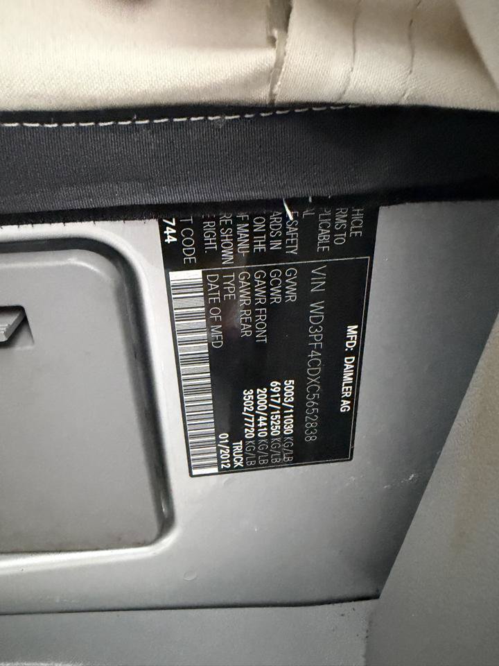 Used 2012 Mercedes-Benz Sprinter 3500 image 12