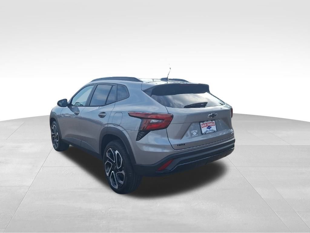 New 2026 Chevrolet Trax RS w/ Driver Confidence Package image 6