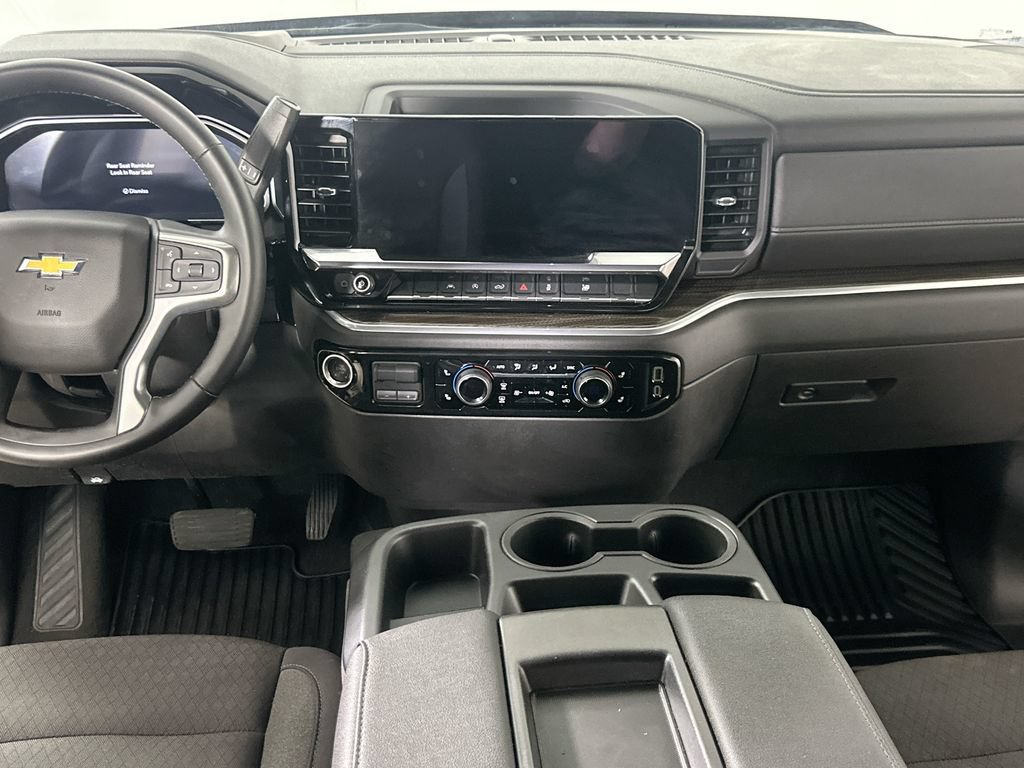 Used 2026 Chevrolet Silverado 1500 LT AWD/4WD image 20