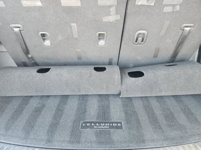 Used 2022 Kia Telluride SX w/ SX Prestige Package image 36