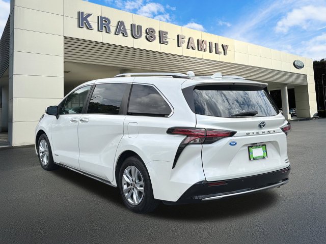 Used 2021 Toyota Sienna Limited FWD image 6