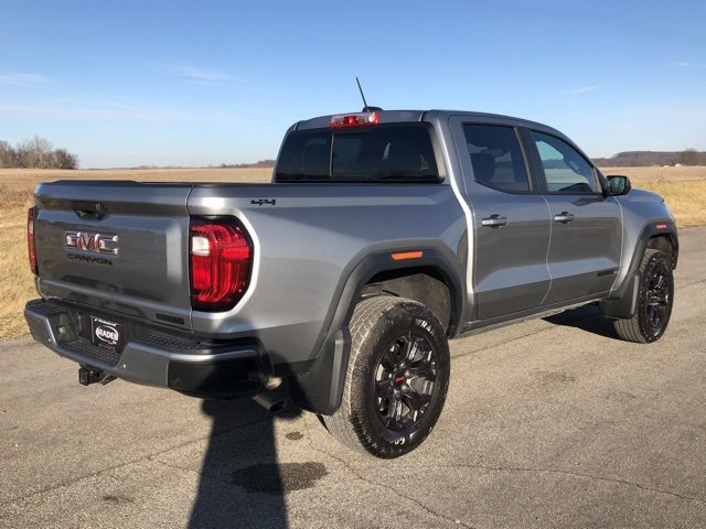 Used 2025 GMC Canyon Elevation w/ Convenience Package image 6