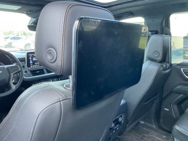 Used 2021 Chevrolet Suburban High Country AWD/4WD image 28