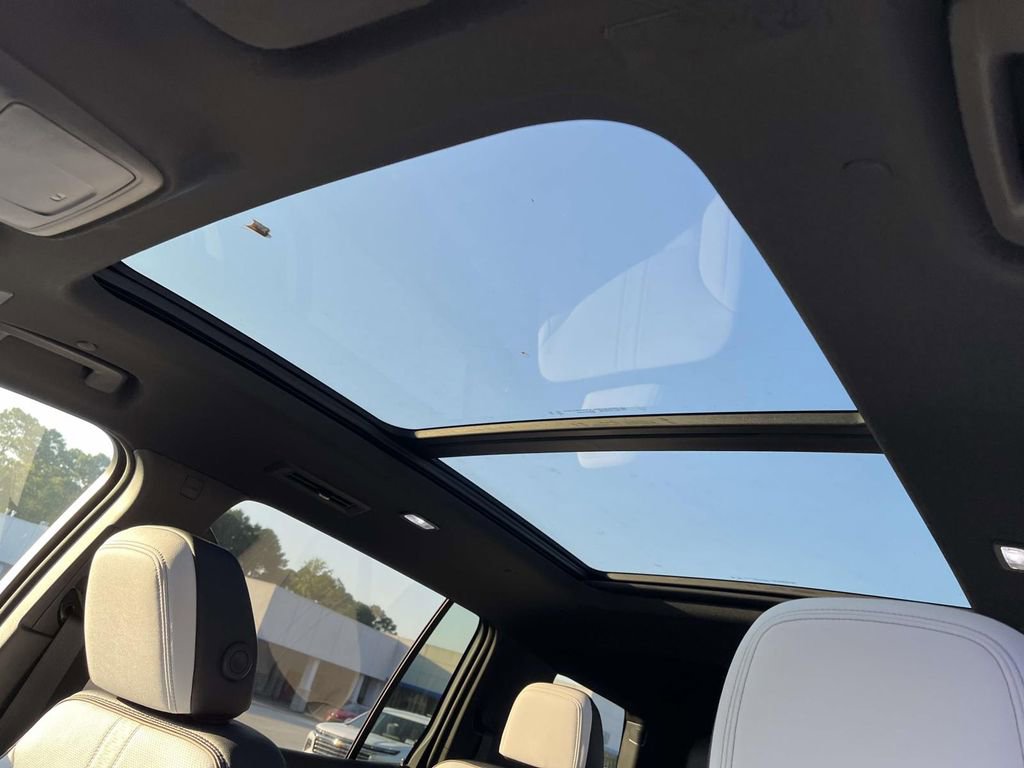 New 2026 Chevrolet Traverse High Country w/ LPO, Floor Liner Package image 23