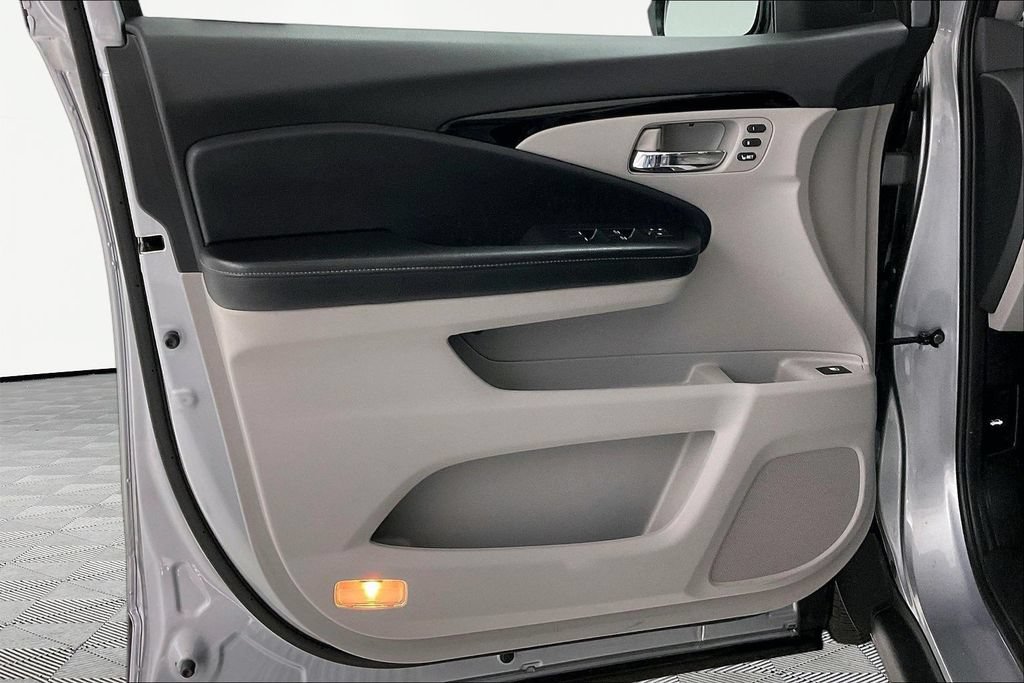 Used 2020 Honda Ridgeline RTL-E image 19